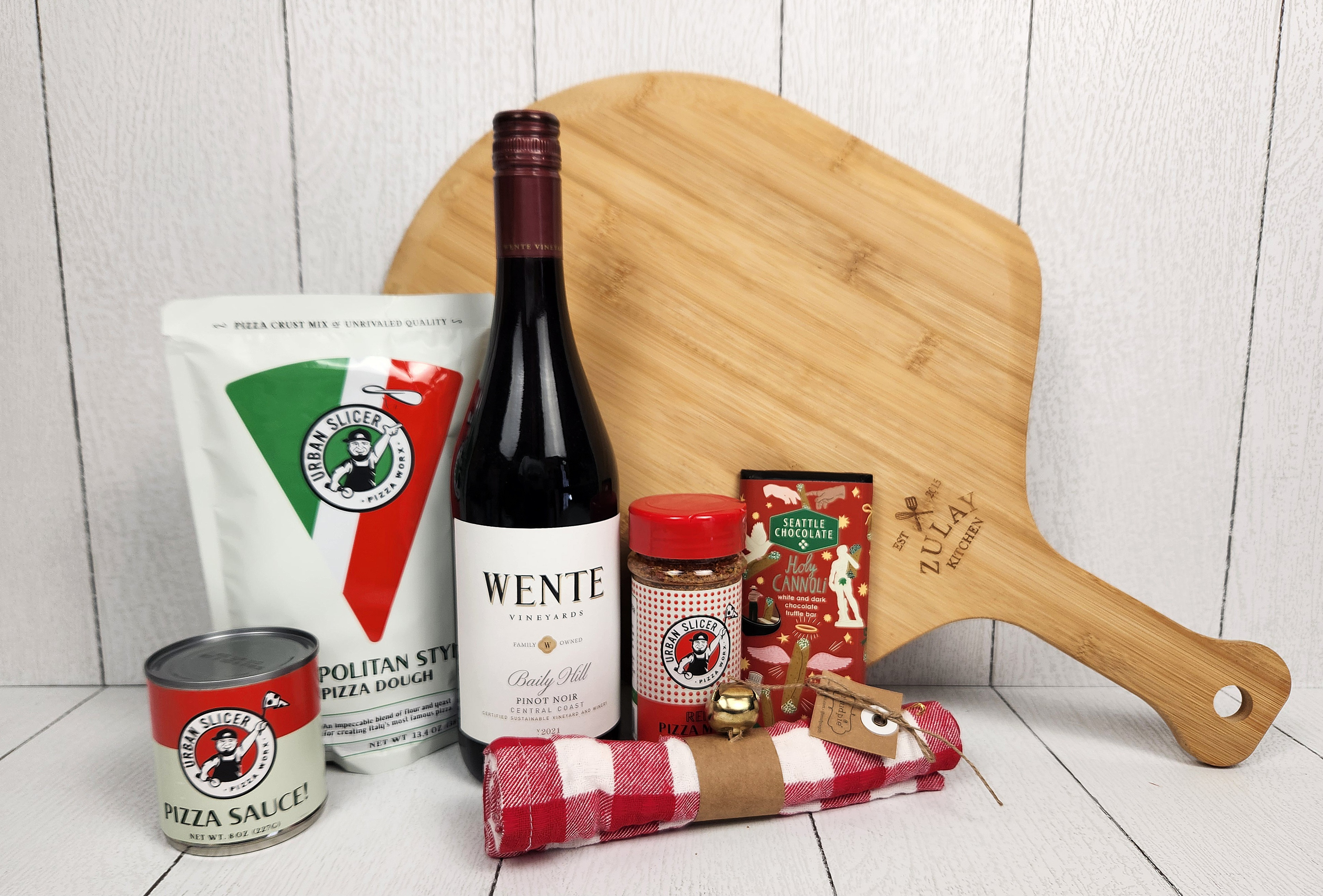 Yuletide Pizza Party with Wine
